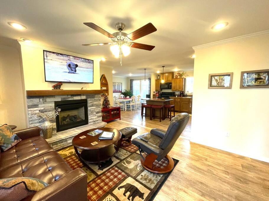 Mountain Views, Pets Welcome-Lake And River Access Лейк Люр Екстериор снимка